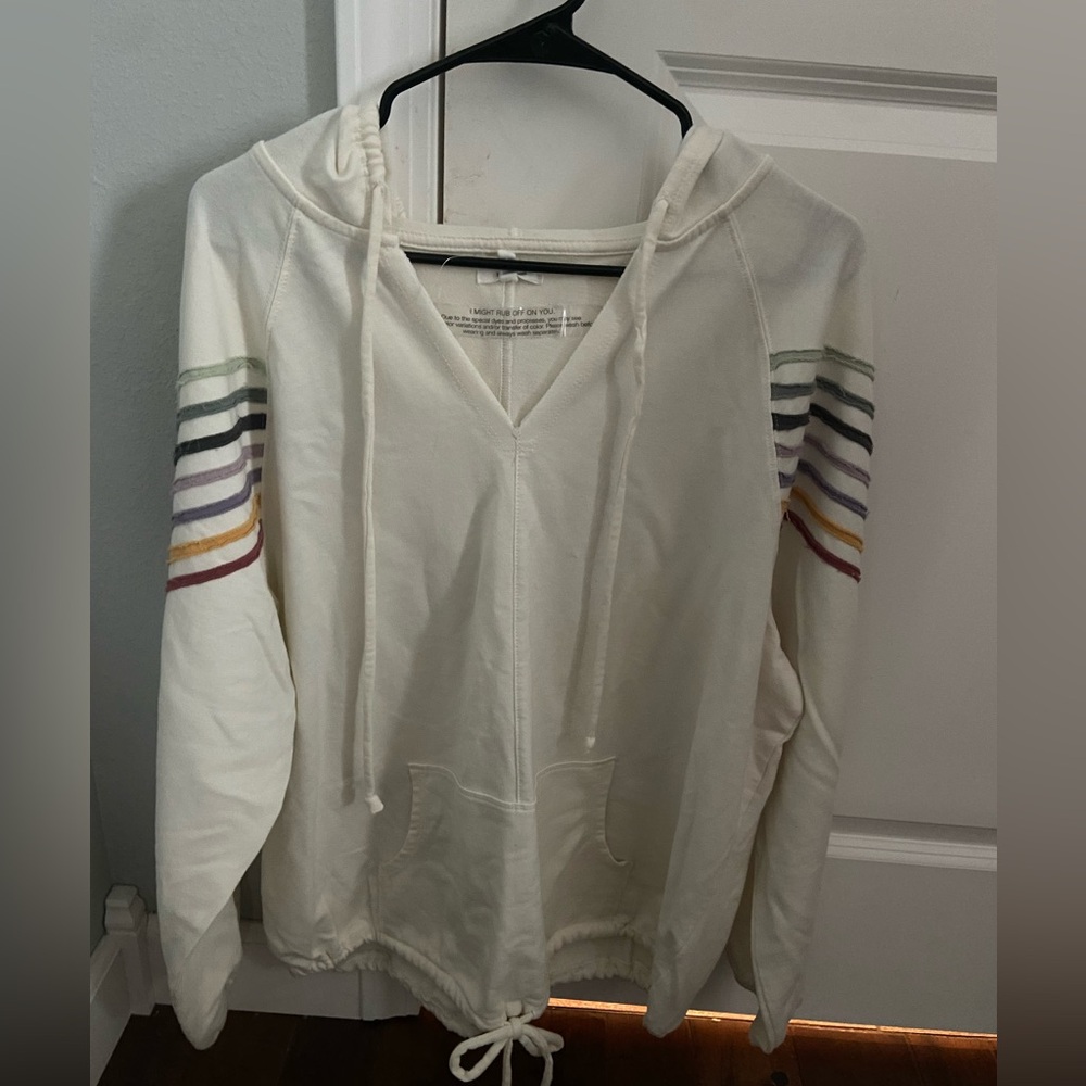 Maurice’s hoodie size 1